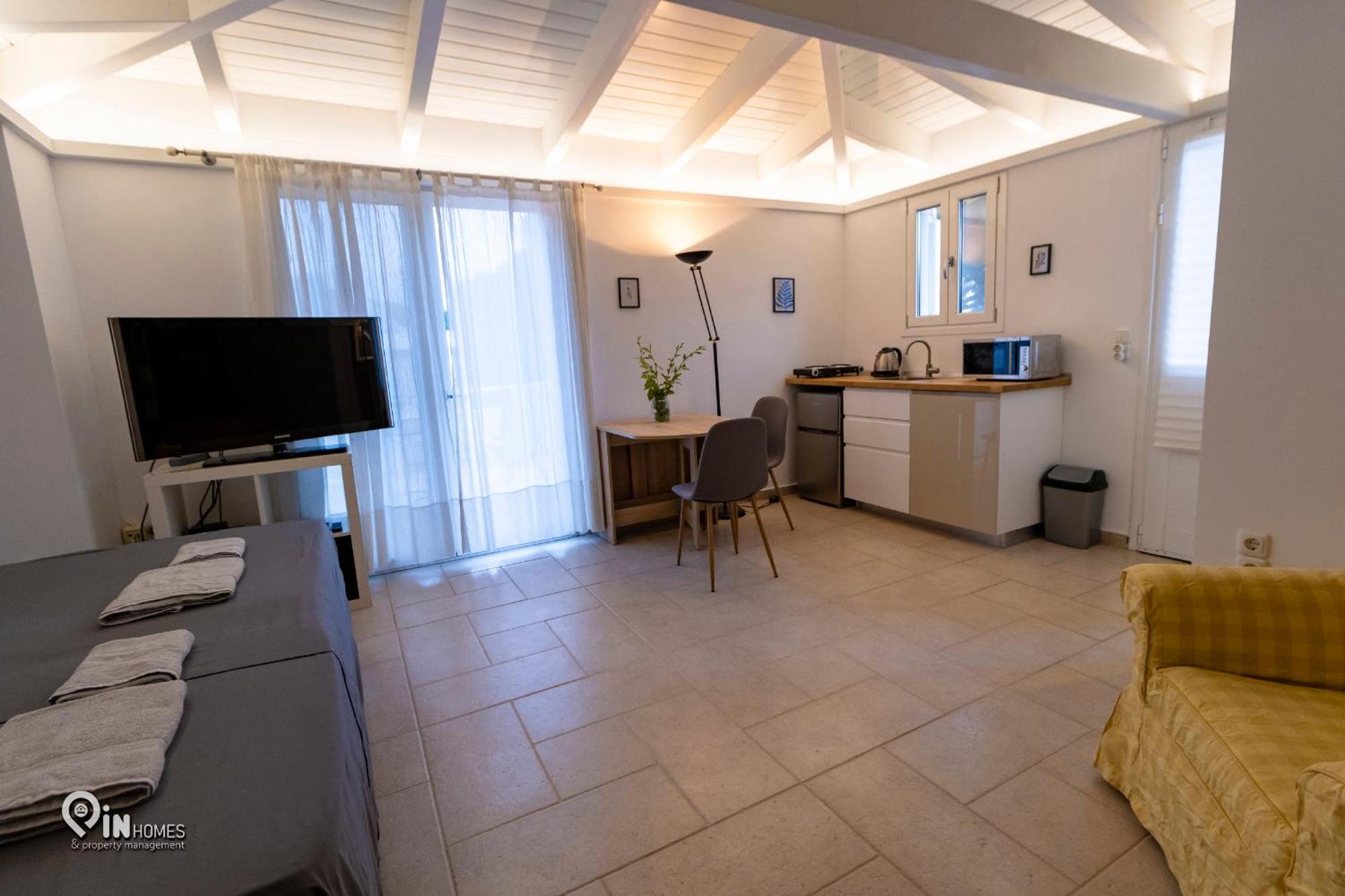 Apartment 'alexander' Seaside House With View In